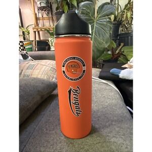 Stainless Water Bottle Metal Rubber NFL Cincinnati Bengals NWT 22 oz Football